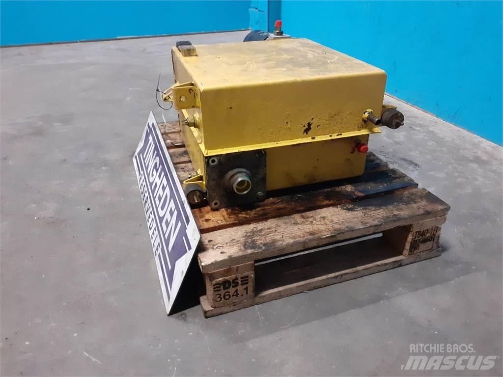 New Holland TF78 Hydraulikk