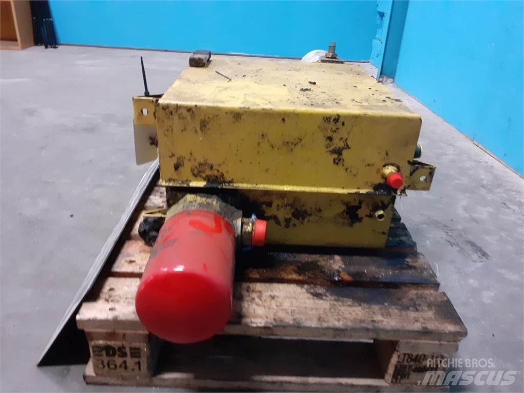 New Holland TX68 Hydraulikk