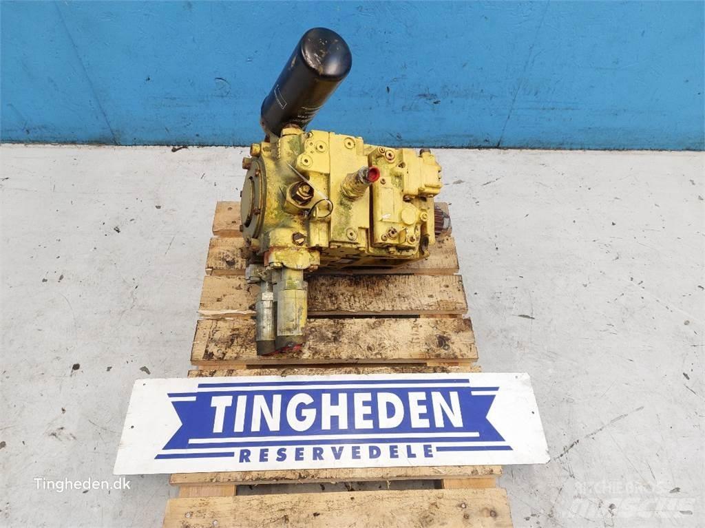 New Holland TX68 Hydraulikk
