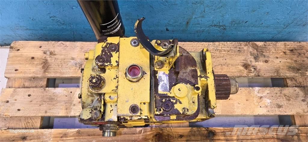 New Holland TX68 Hydraulikk