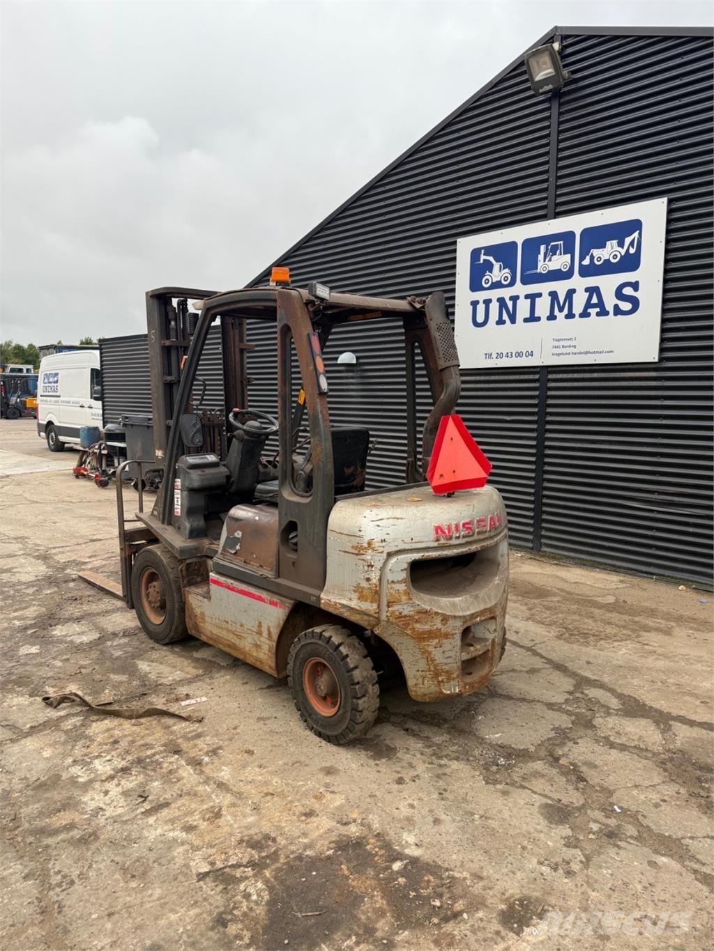Nissan FD20 Diesel Trucker