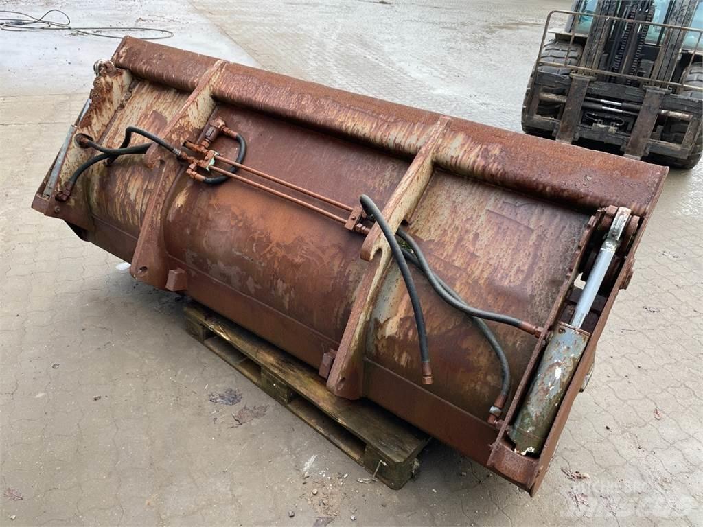  Skovl Kniver