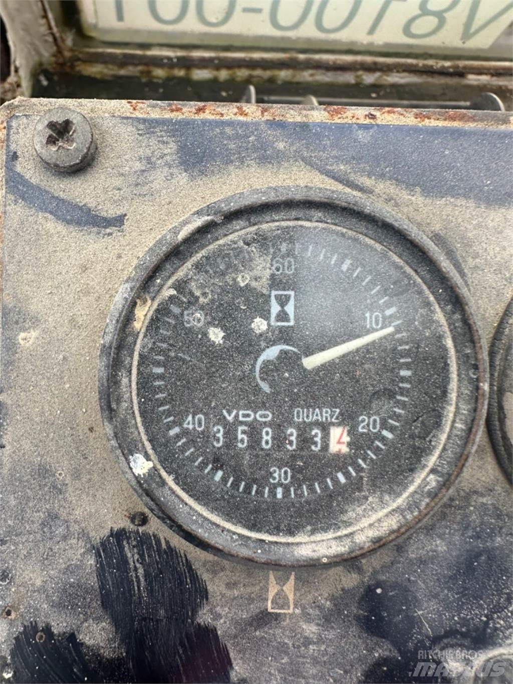Svetruck 18-1200 Diesel Trucker