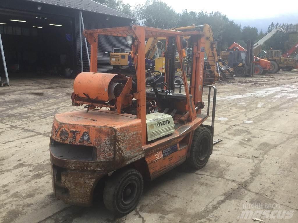 Toyota FG30 Gaffeltrucker - Annet