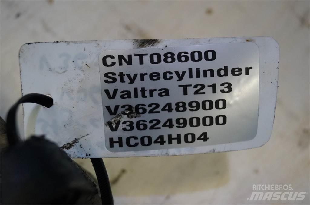 Valtra T213 Hydraulikk