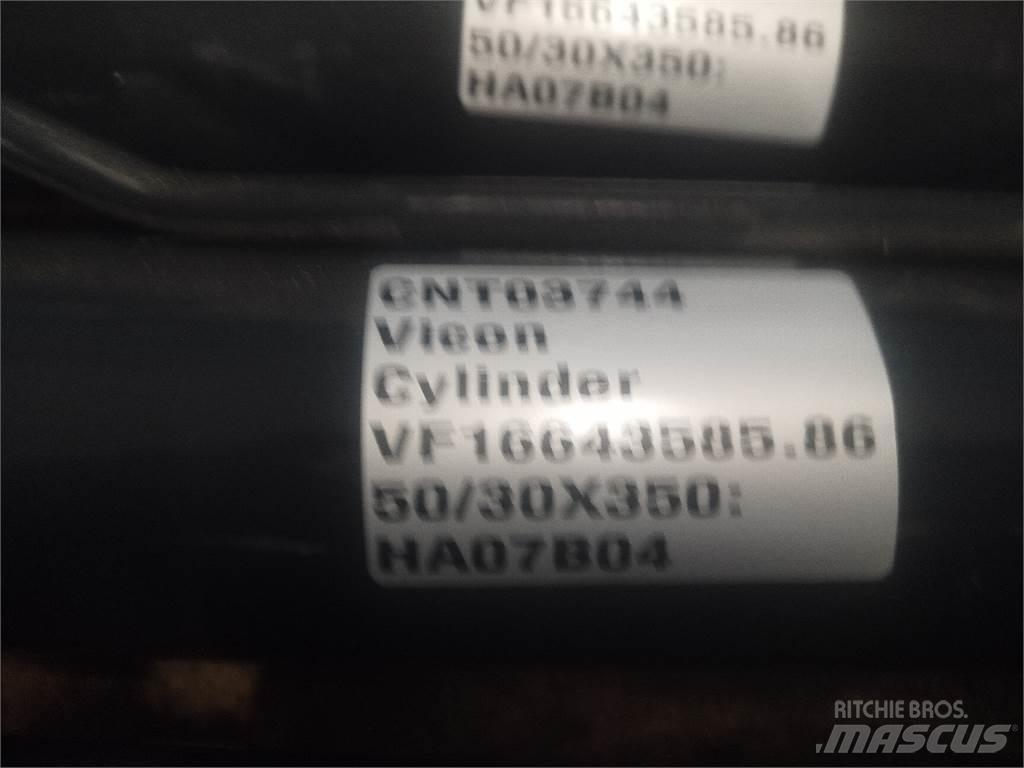 Vicon 1133 Raker og høyvendere