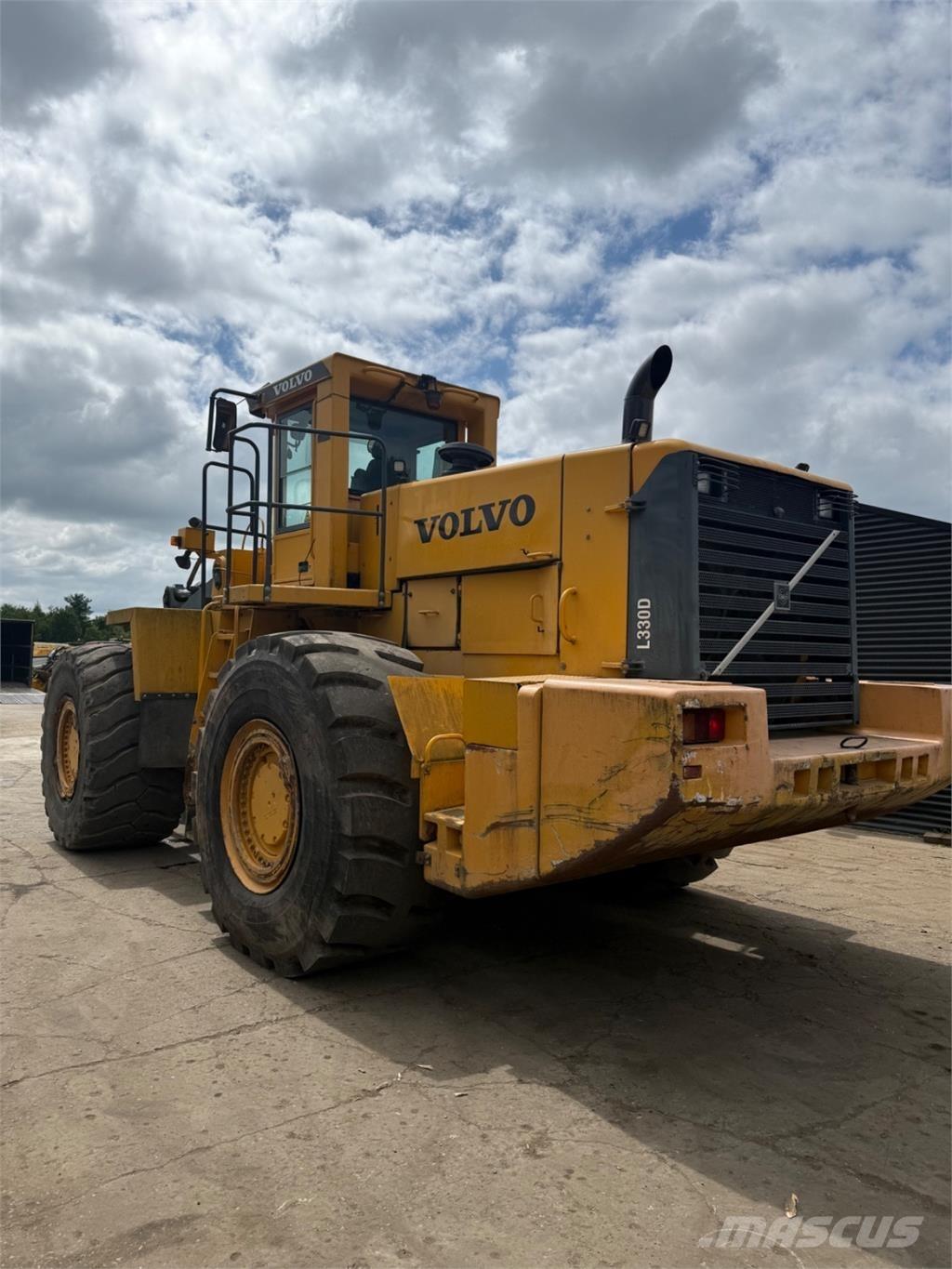 Volvo L330D Hjullastere