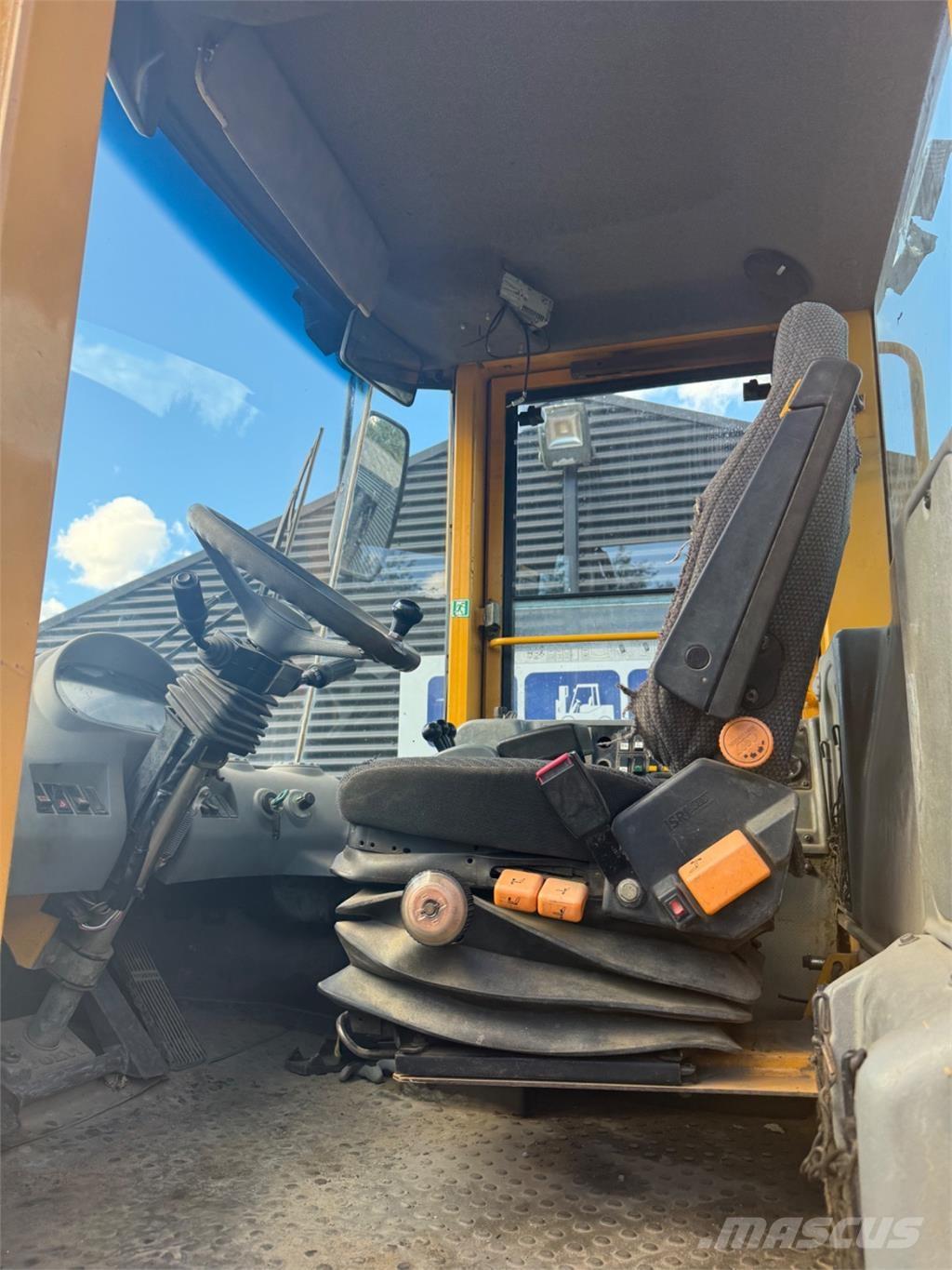 Volvo L90E Hjullastere