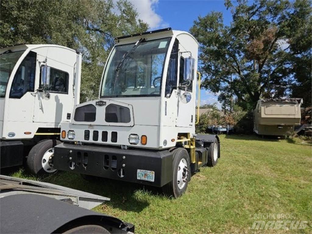 Autocar ACTT42 Terminaltraktor