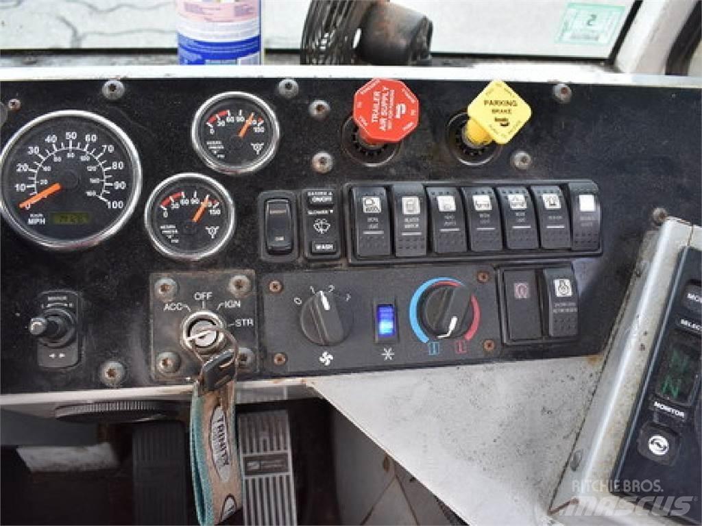 Autocar ACTT64 Terminaltraktor