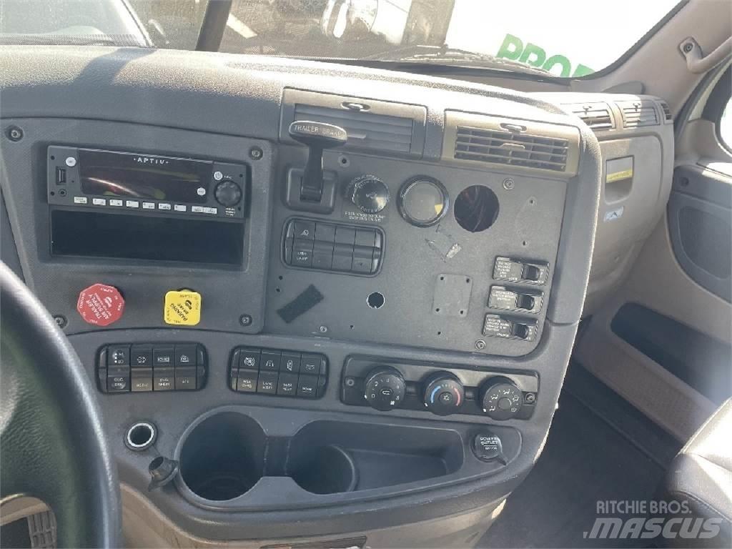 Freightliner CA113 Trekkvogner
