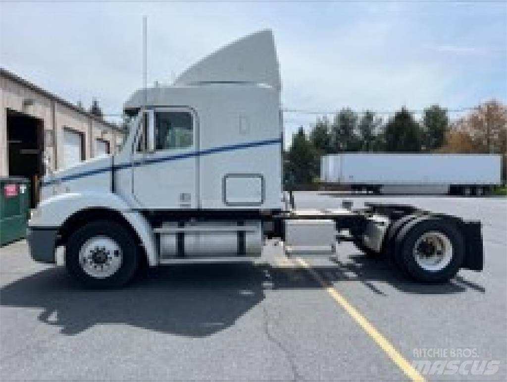 Freightliner CL112G Trekkvogner