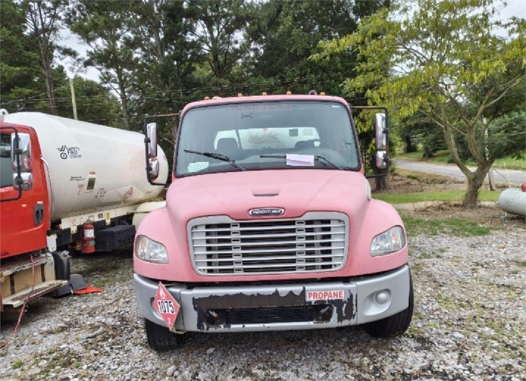 Freightliner M2 Andre lastebiler
