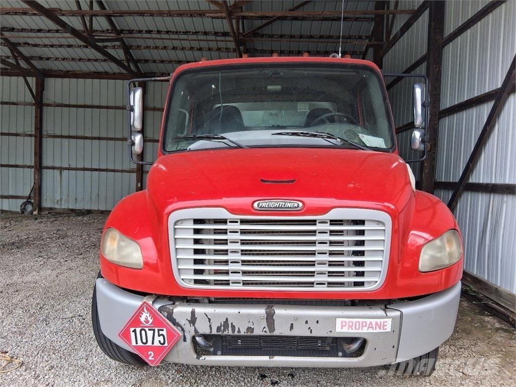 Freightliner M2 Andre lastebiler