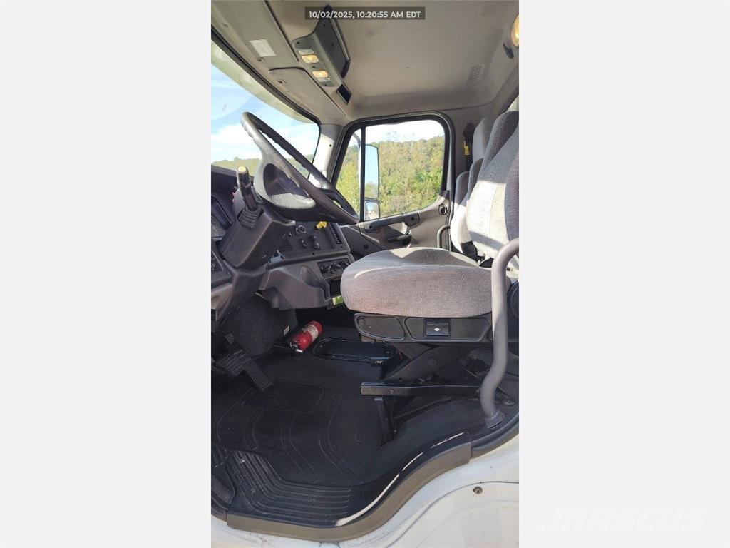 Freightliner M2 Skapbiler Frys/kjøl/varme