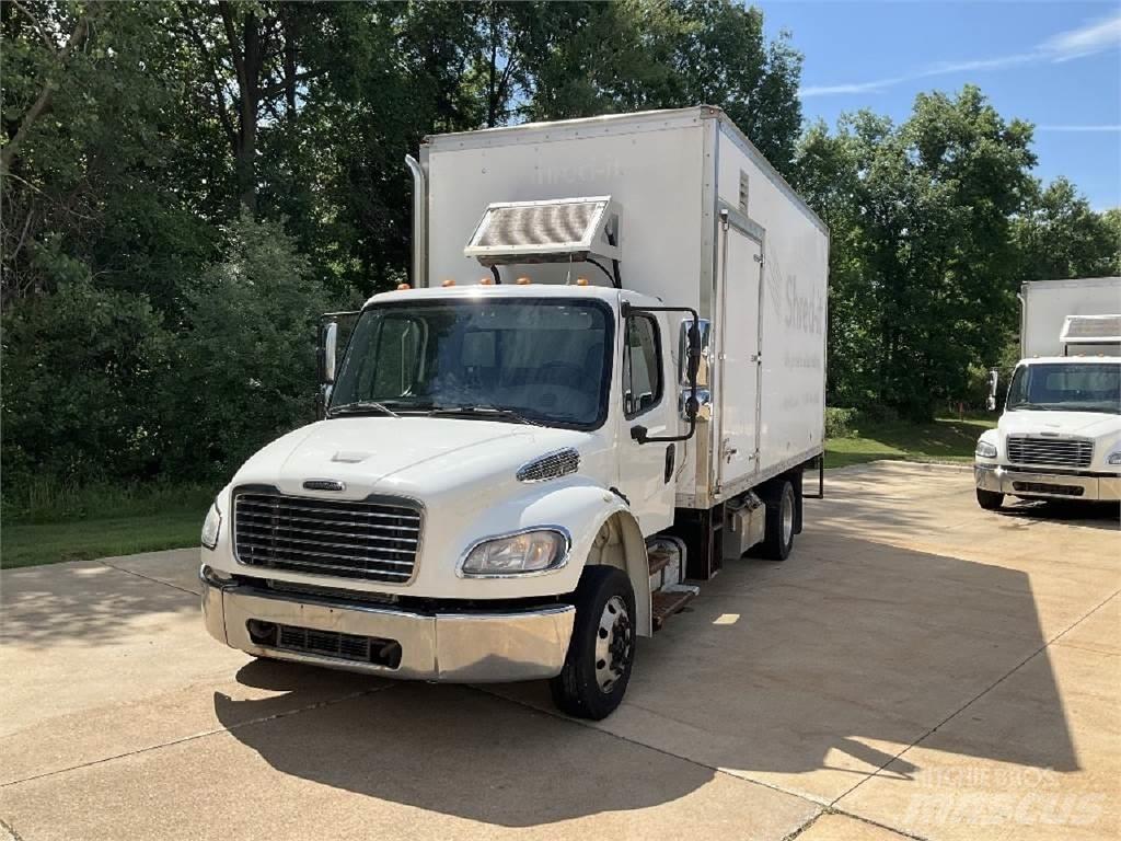 Freightliner M2-106 Skapbiler