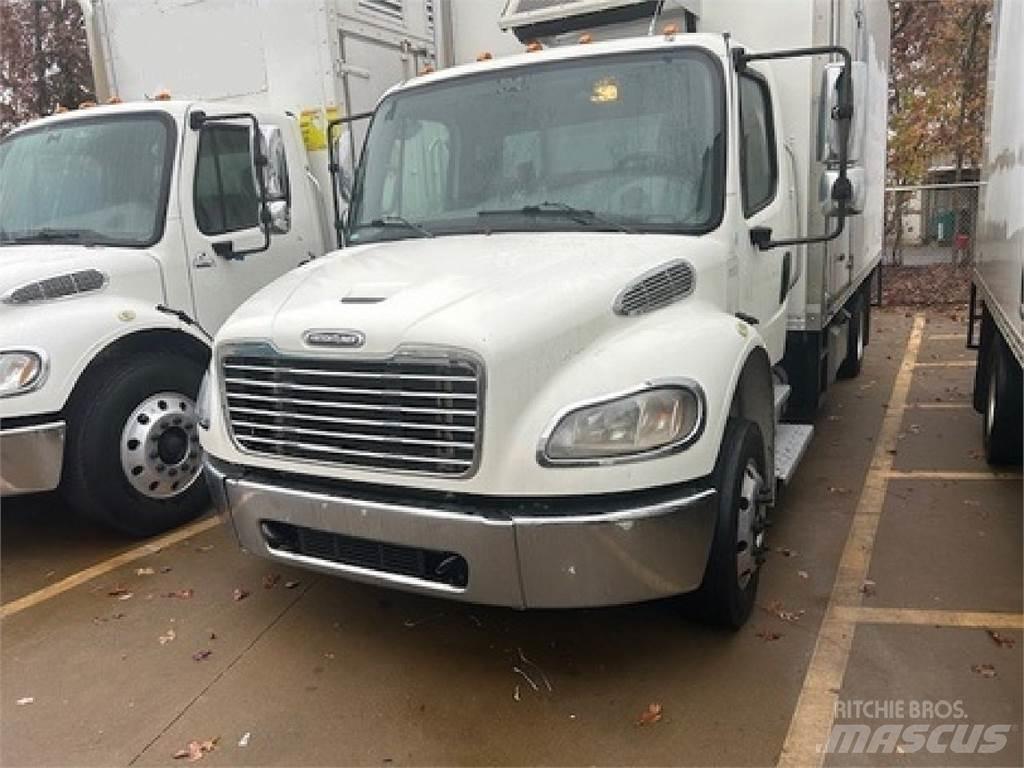 Freightliner M2-106 Skapbiler