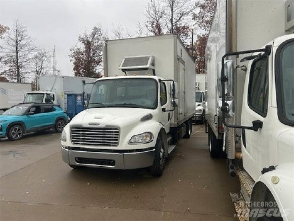 Freightliner M2-106 Skapbiler