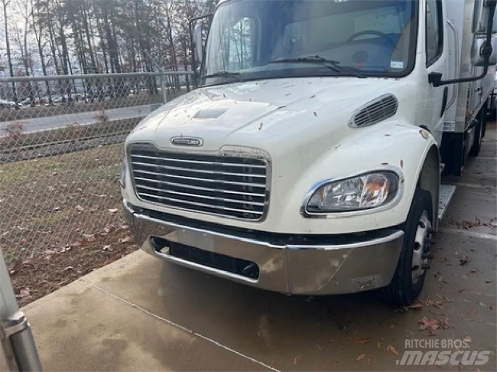 Freightliner M2-106 Skapbiler