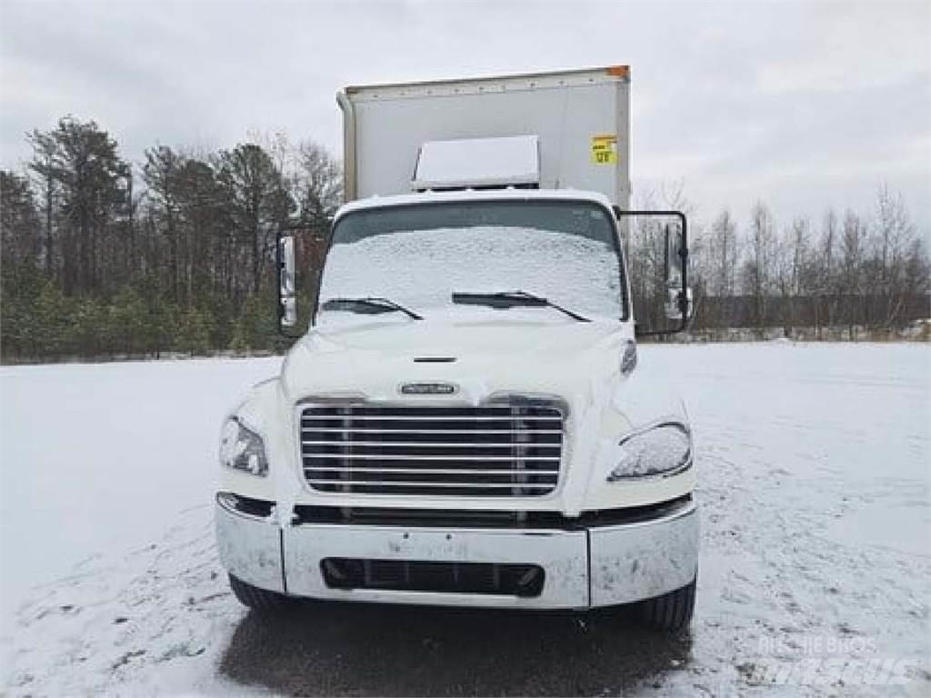 Freightliner M2-106 Skapbiler