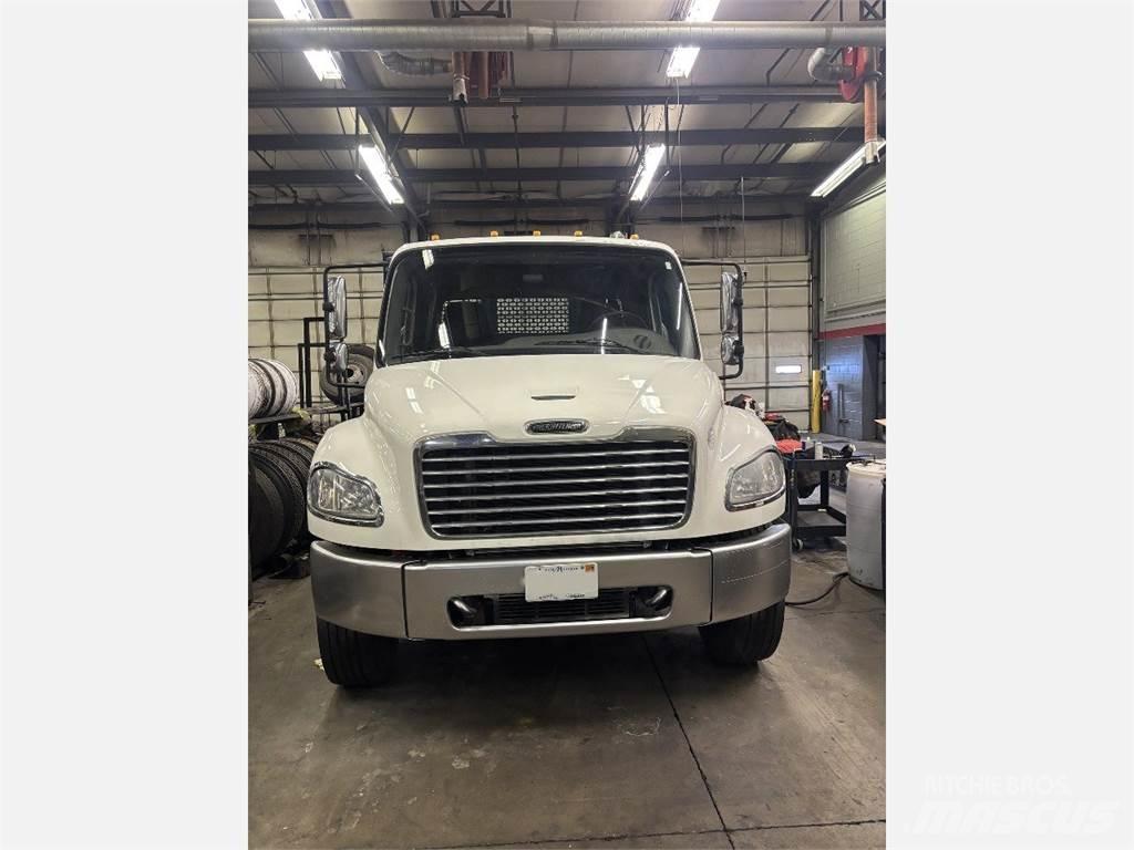 Freightliner M2 106 Planbiler