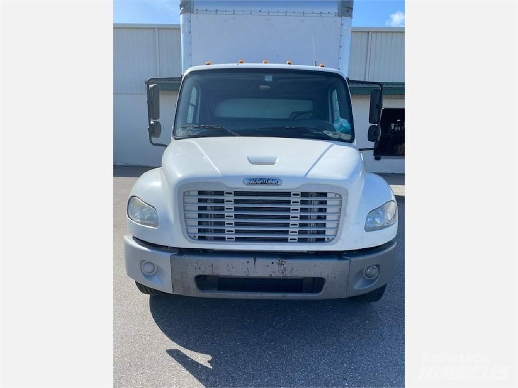 Freightliner M2 106 Skapbiler