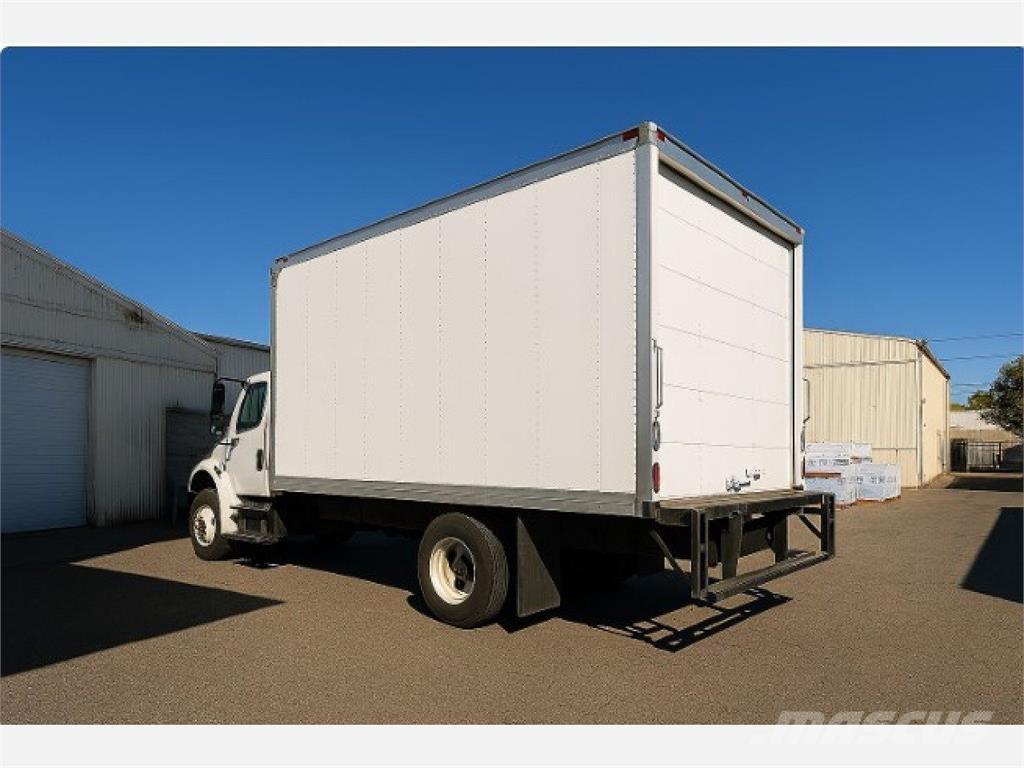 Freightliner M2 106 Skapbiler