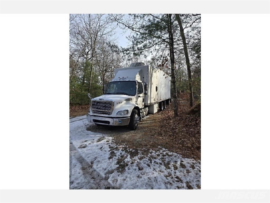 Freightliner M2-112 Skapbiler