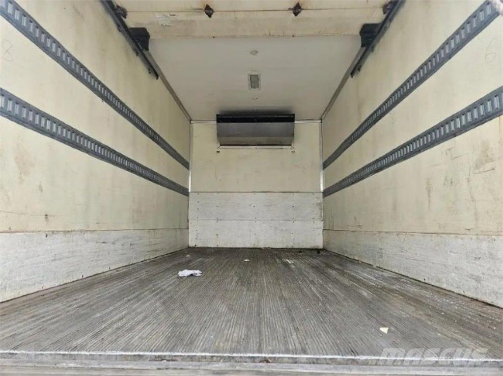 Hino 195 Skapbiler Frys/kjøl/varme