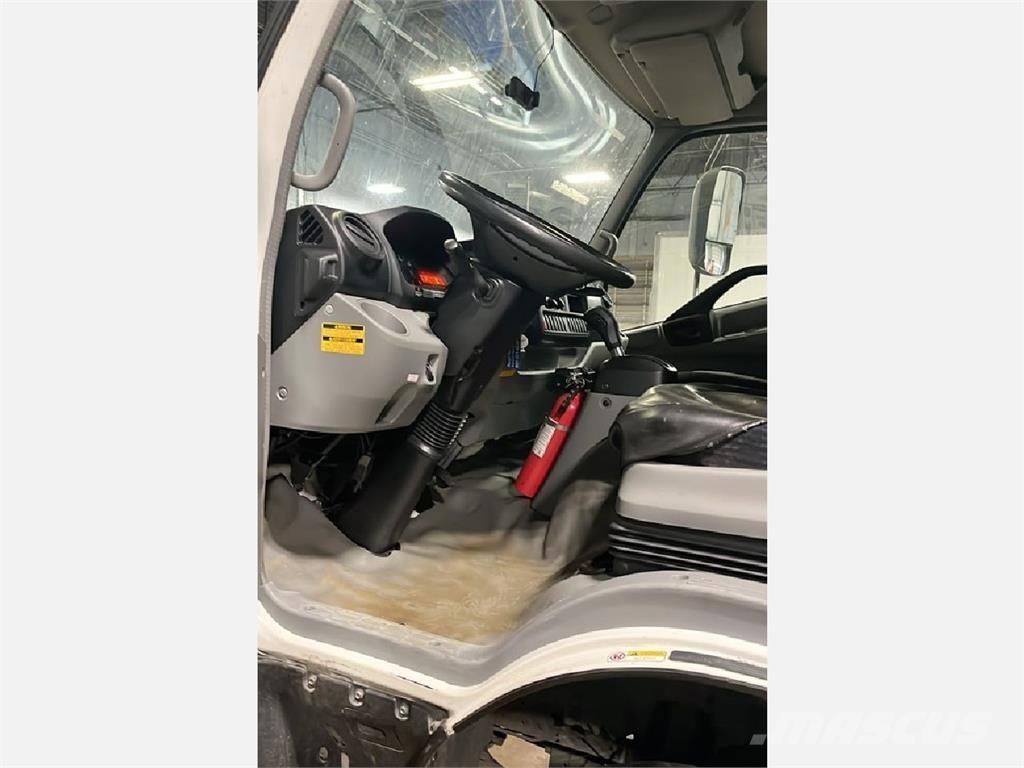 Hino 195 Skapbiler Frys/kjøl/varme