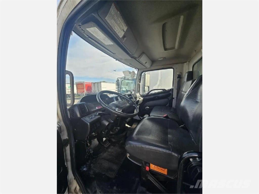 Hino 268 Skapbiler Frys/kjøl/varme