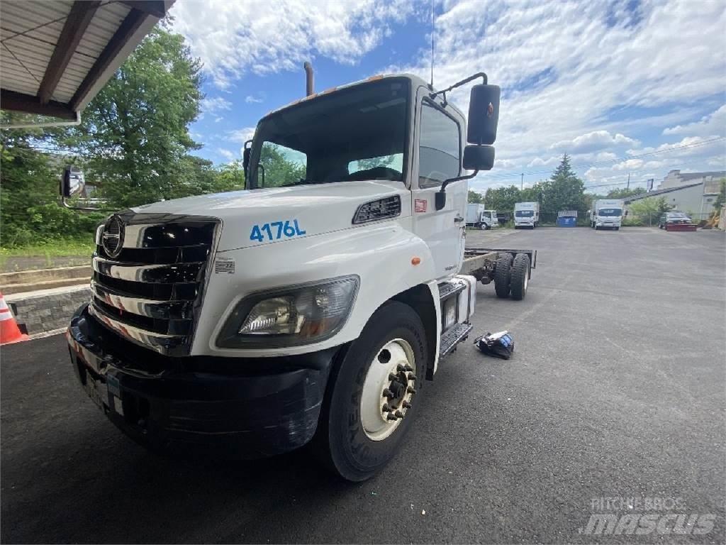 Hino 338 Chassis