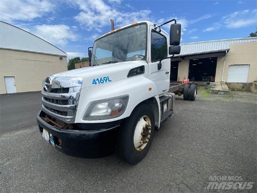 Hino 338 Chassis