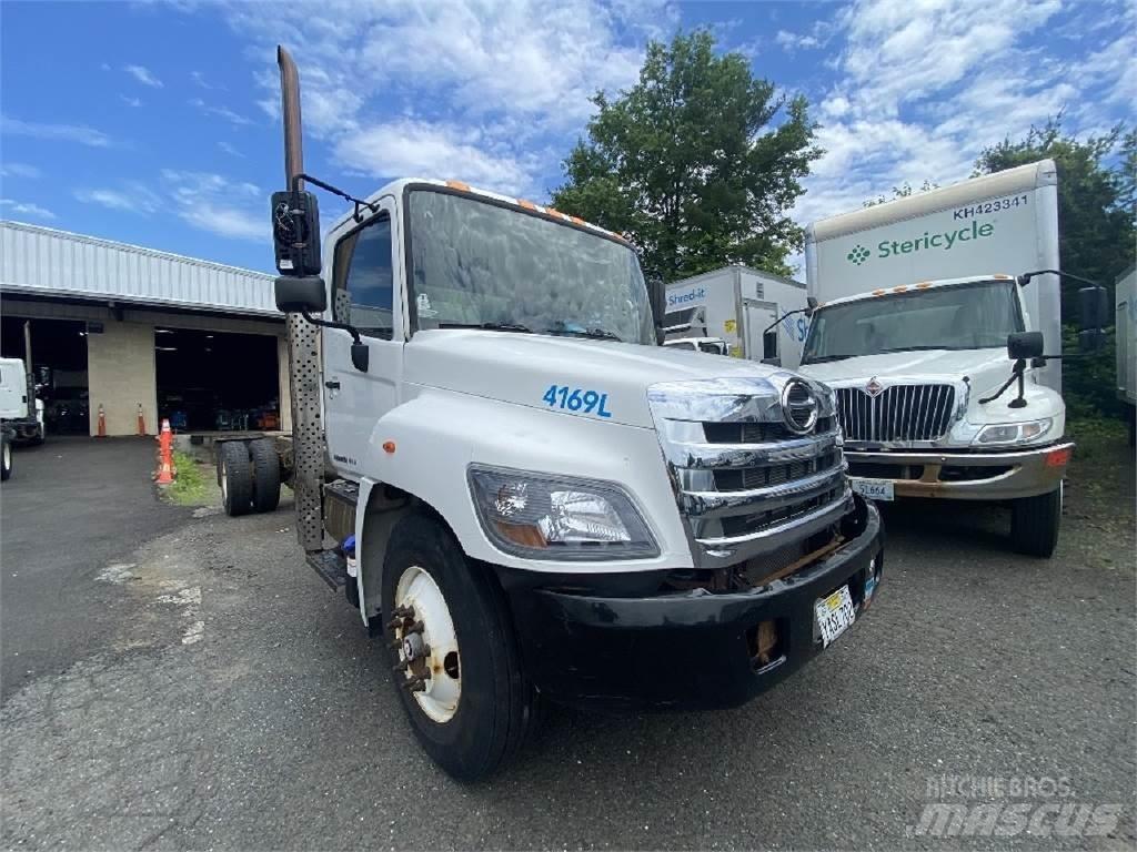 Hino 338 Chassis
