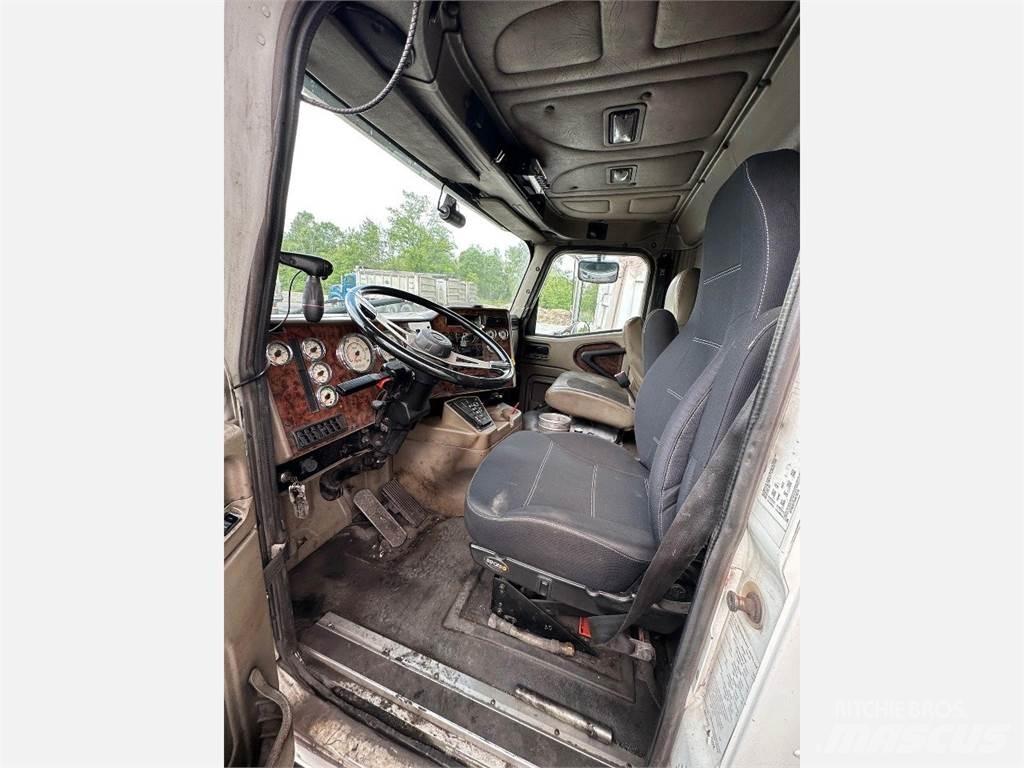 International 5900i Tippbil