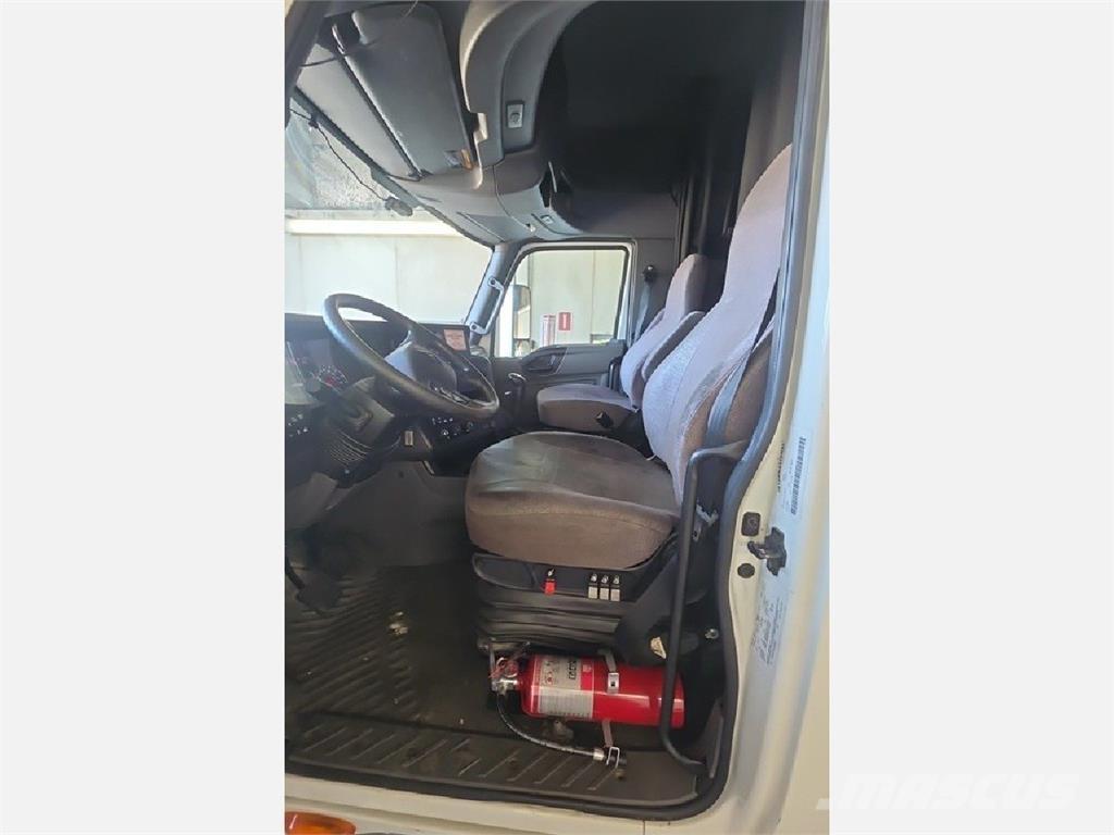 International LT Trekkvogner