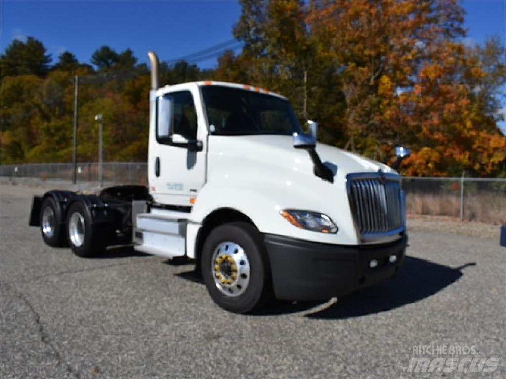 International LT625 Trekkvogner