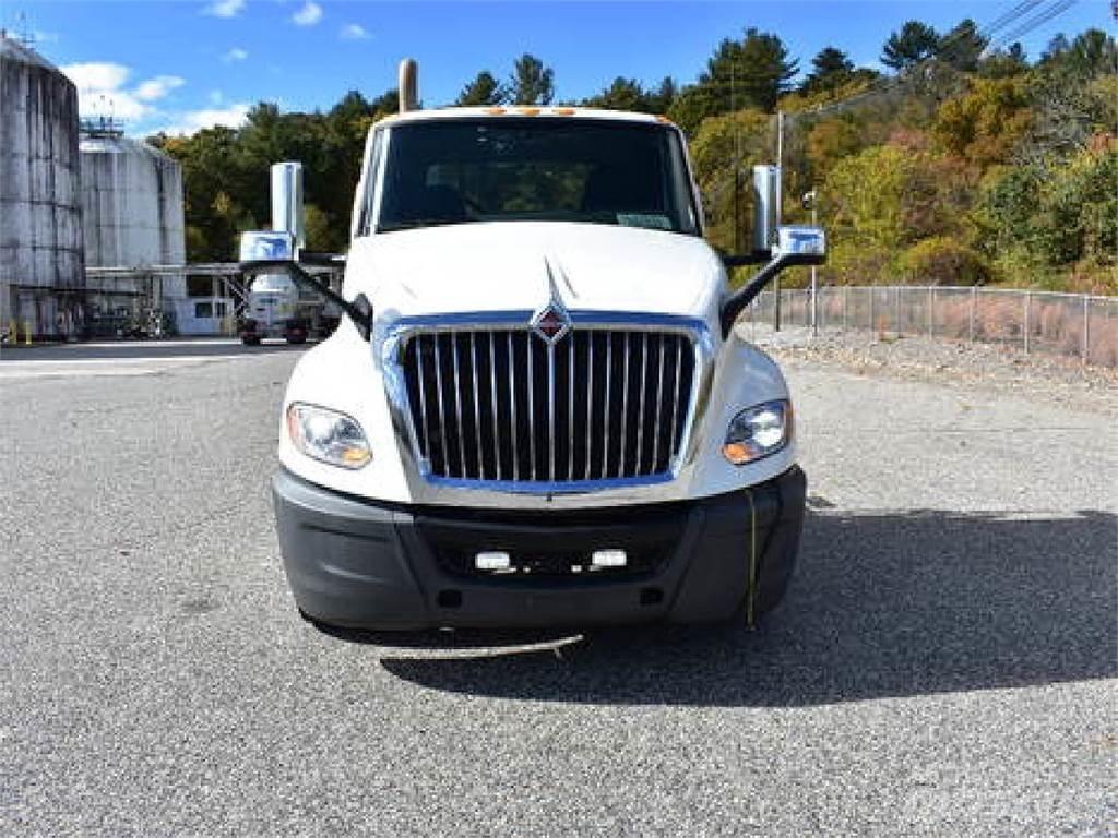 International LT625 Trekkvogner