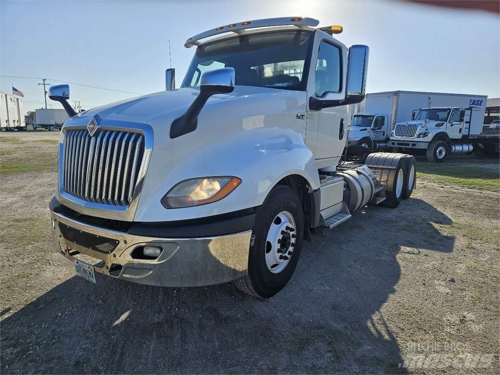 International LT625 Trekkvogner