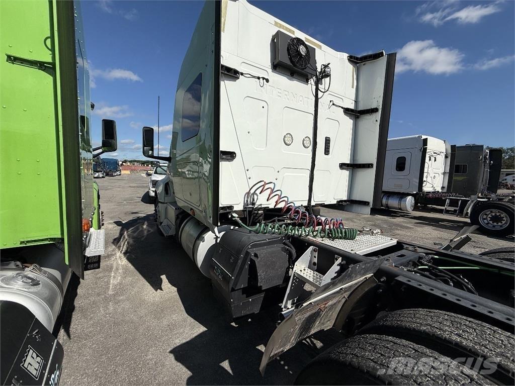 International LT625 Trekkvogner