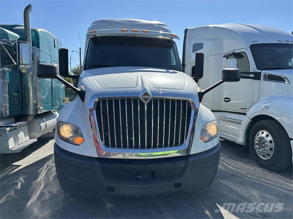 International LT625 Trekkvogner