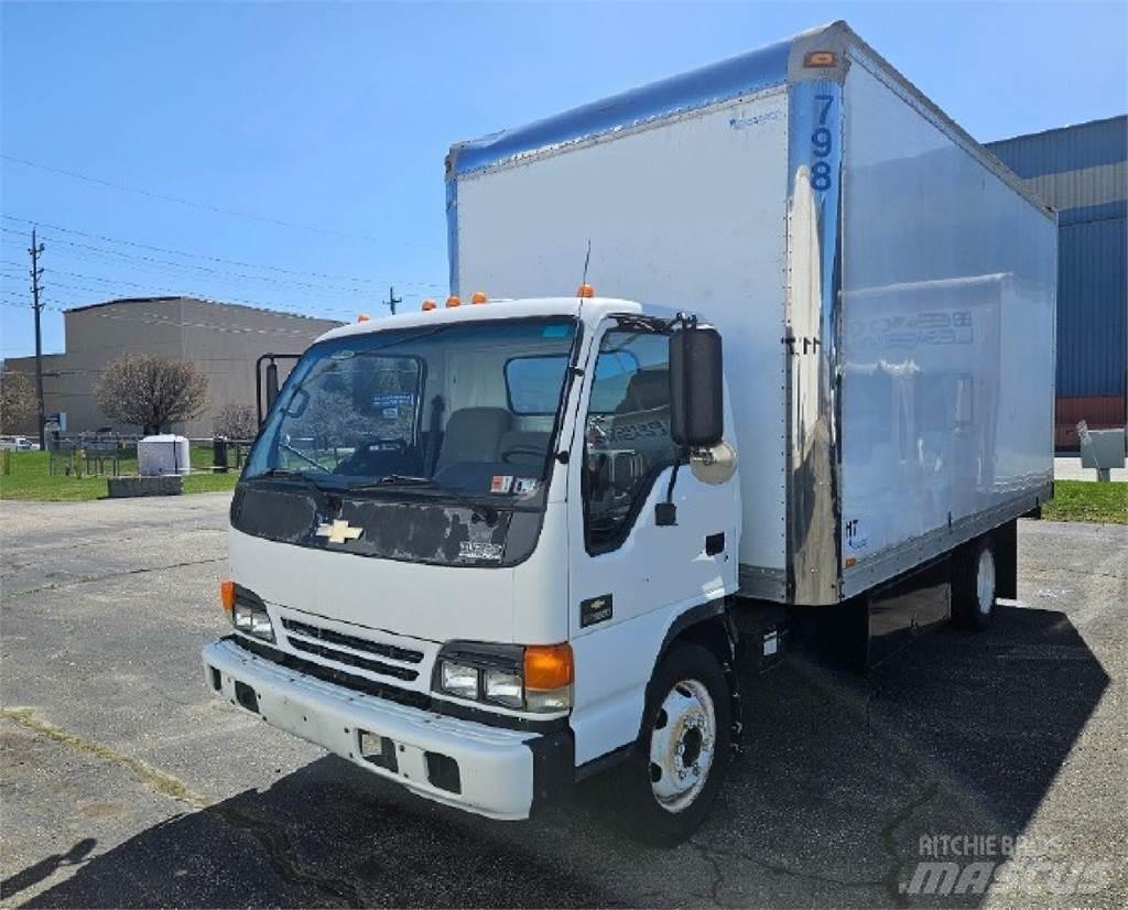 Isuzu NPR Skapbiler