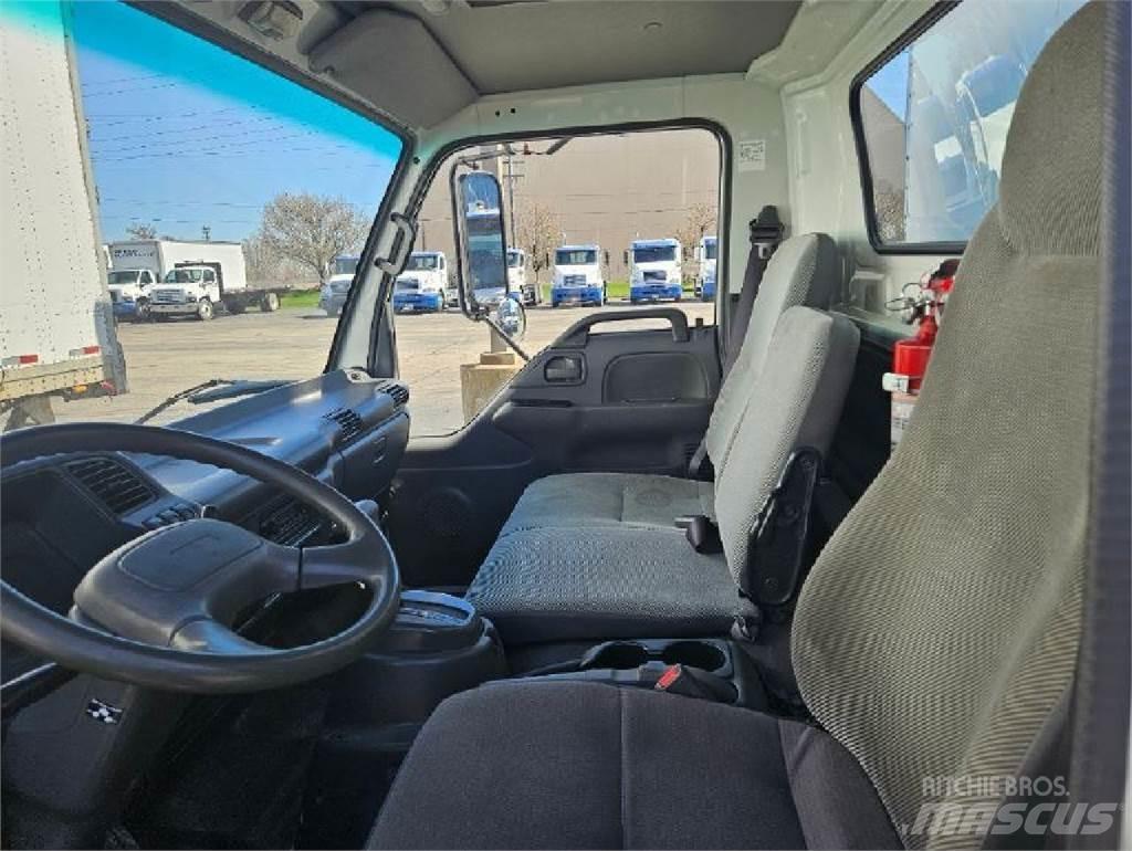 Isuzu NPR Skapbiler