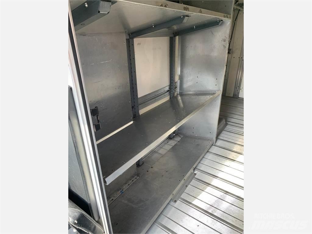 Isuzu Reach Lette lastebiler