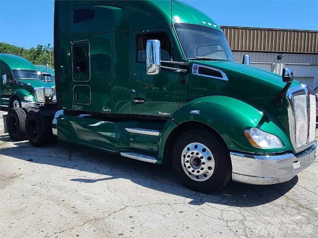 Kenworth T680 Trekkvogner