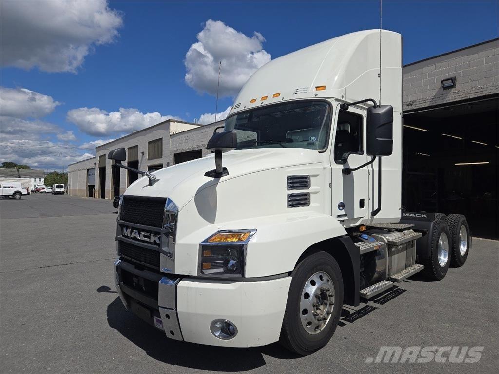 Mack AN64T Trekkvogner