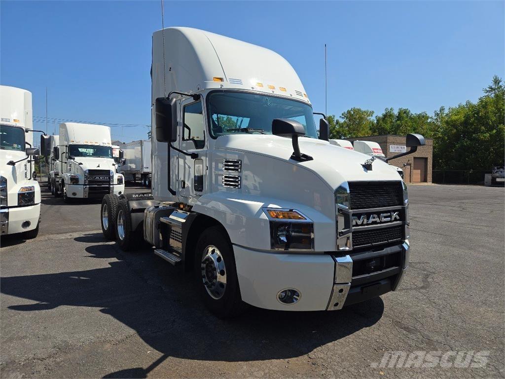 Mack AN64T Trekkvogner