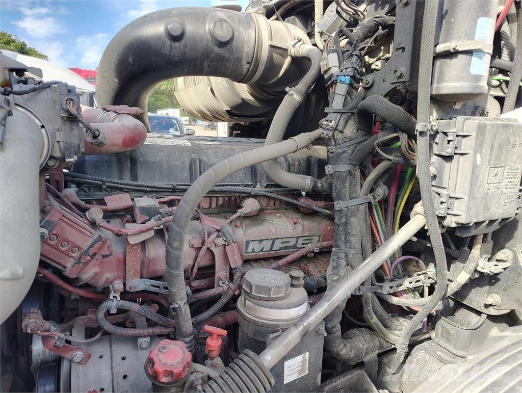 Mack Anthem 64T Trekkvogner
