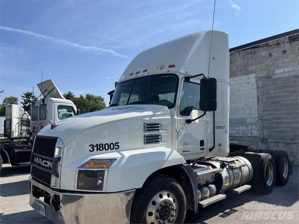 Mack Anthem AN64T Trekkvogner