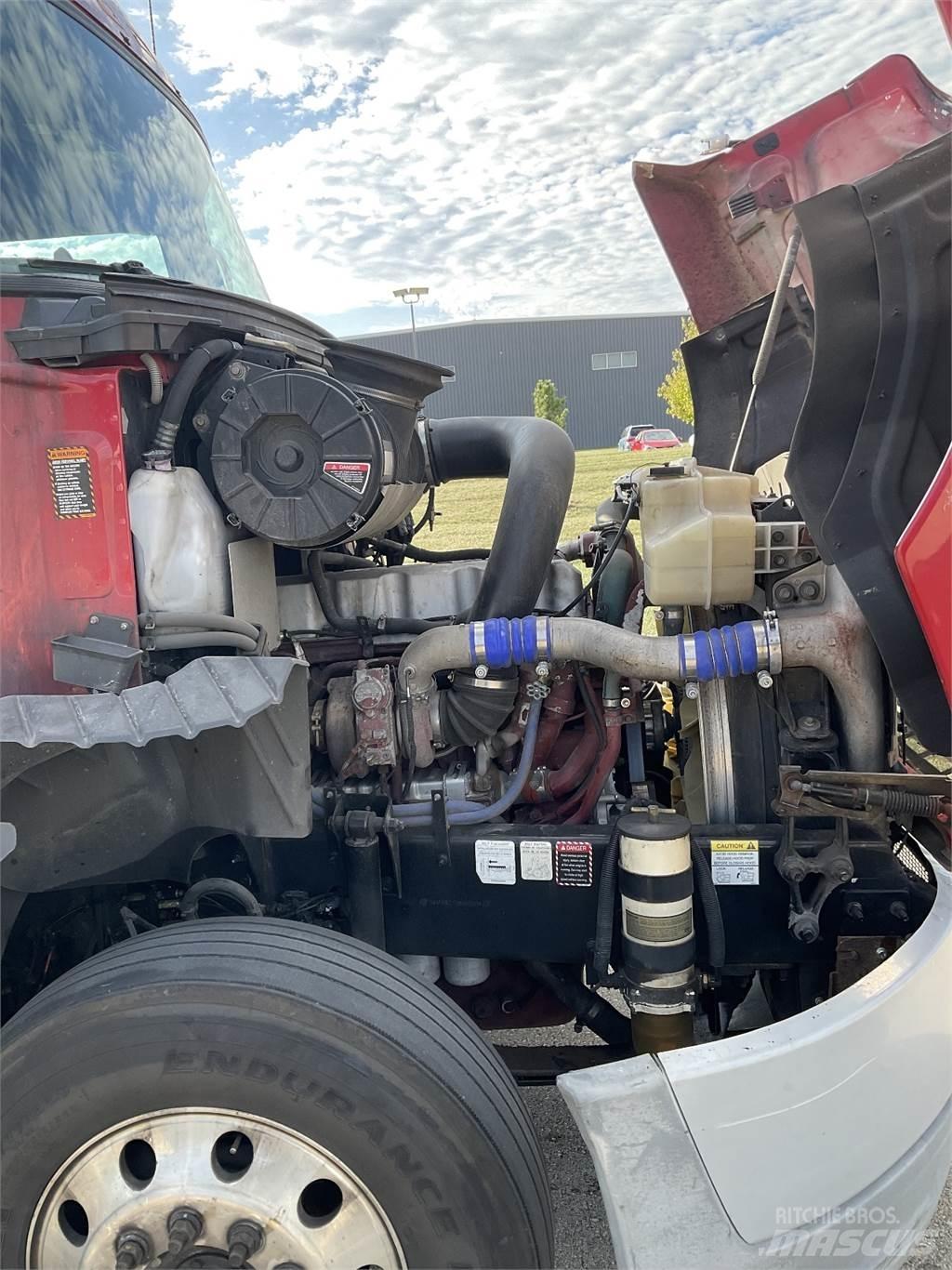Mack CXU613 Trekkvogner
